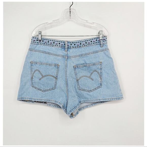 Nwtg Farm Rio Summer Garden Embroidered Denim Shorts Size 31 - Picture 9 of 10